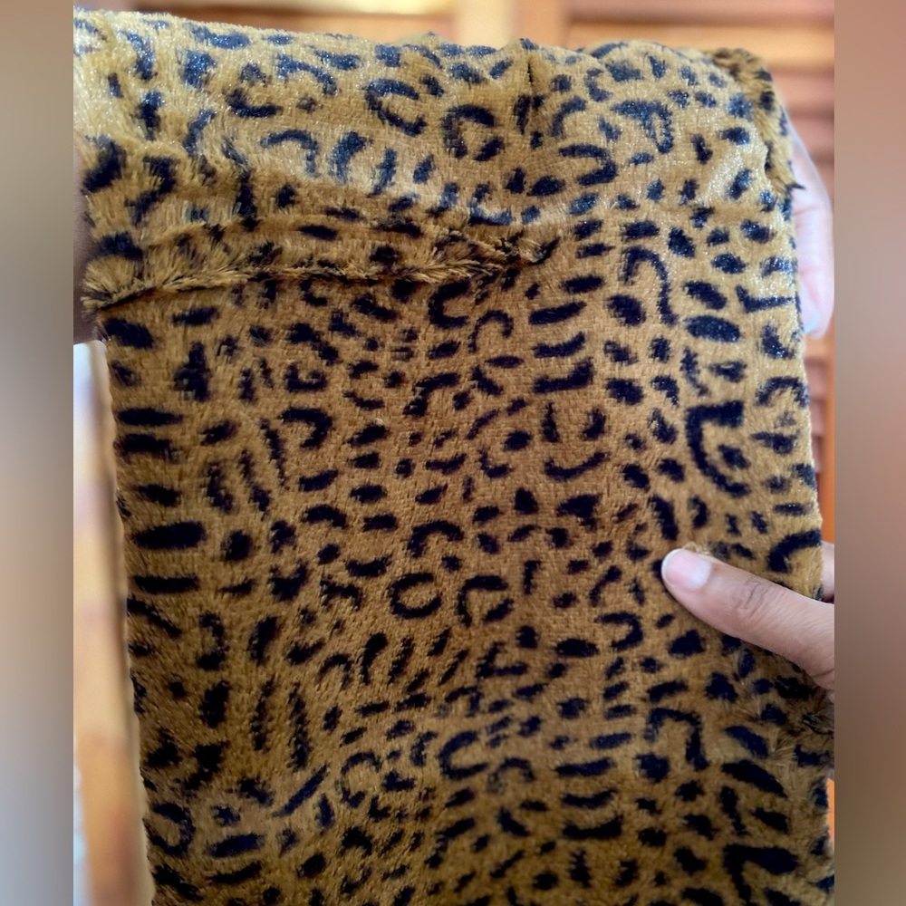 Leopard Print Faux Fur Infinity Scarf - Picture 4 of 8